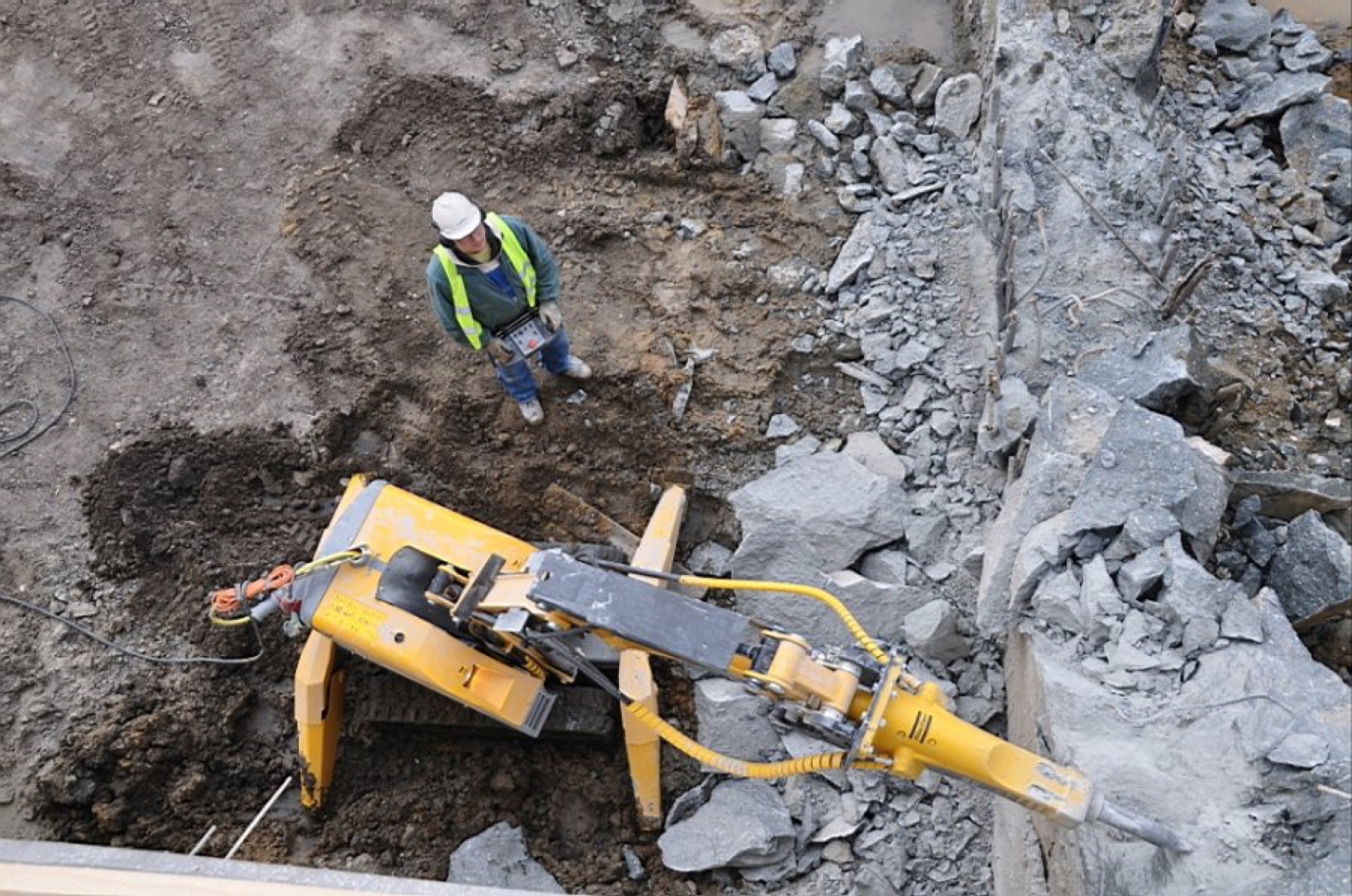 Roboty wyburzeniowe BROKK i HUSQUARNA