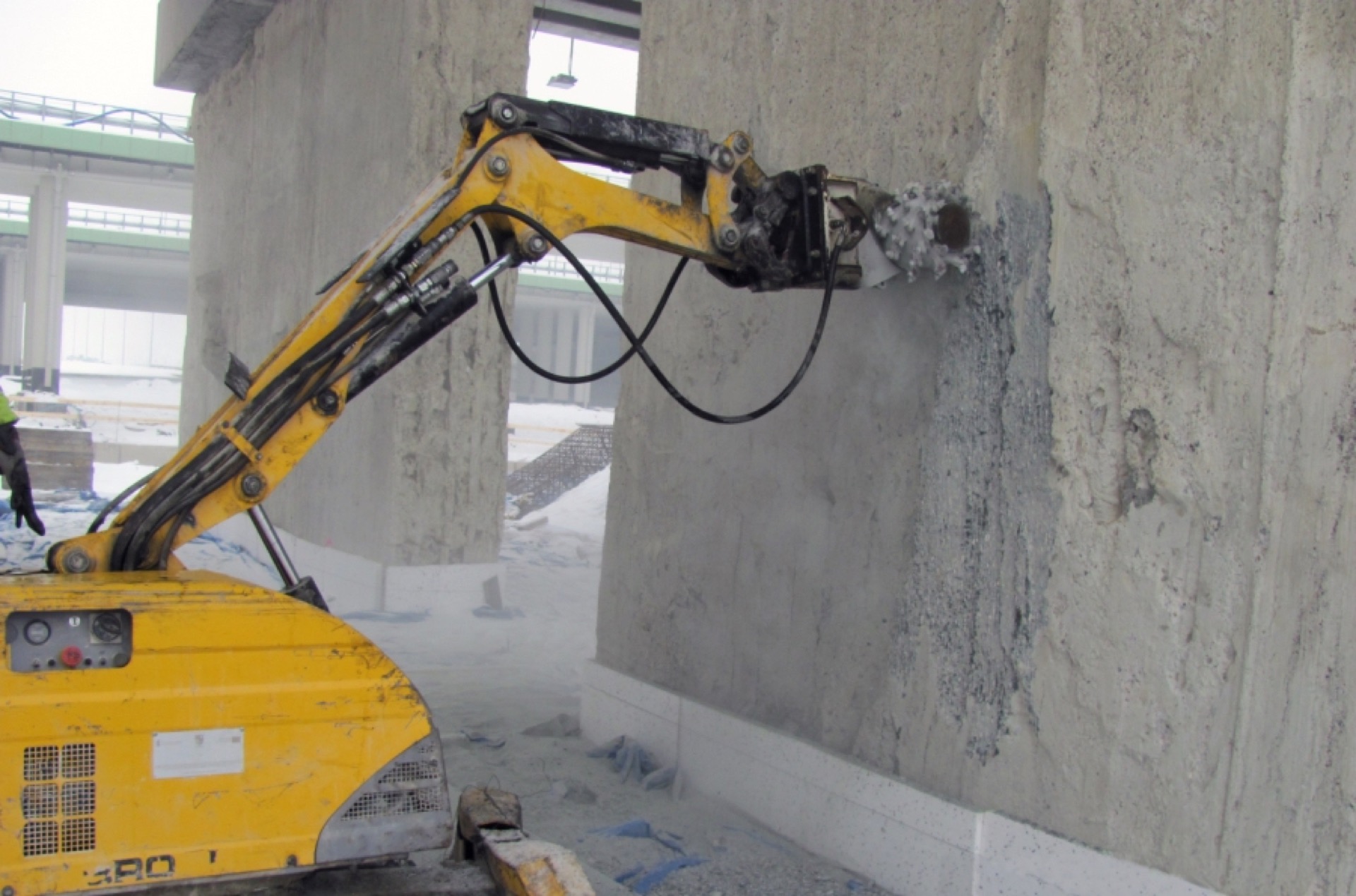 Roboty wyburzeniowe BROKK i HUSQUARNA