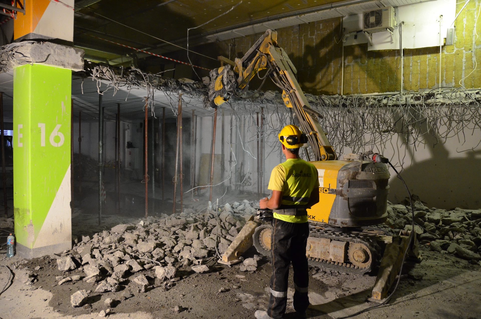 Roboty wyburzeniowe BROKK i HUSQUARNA